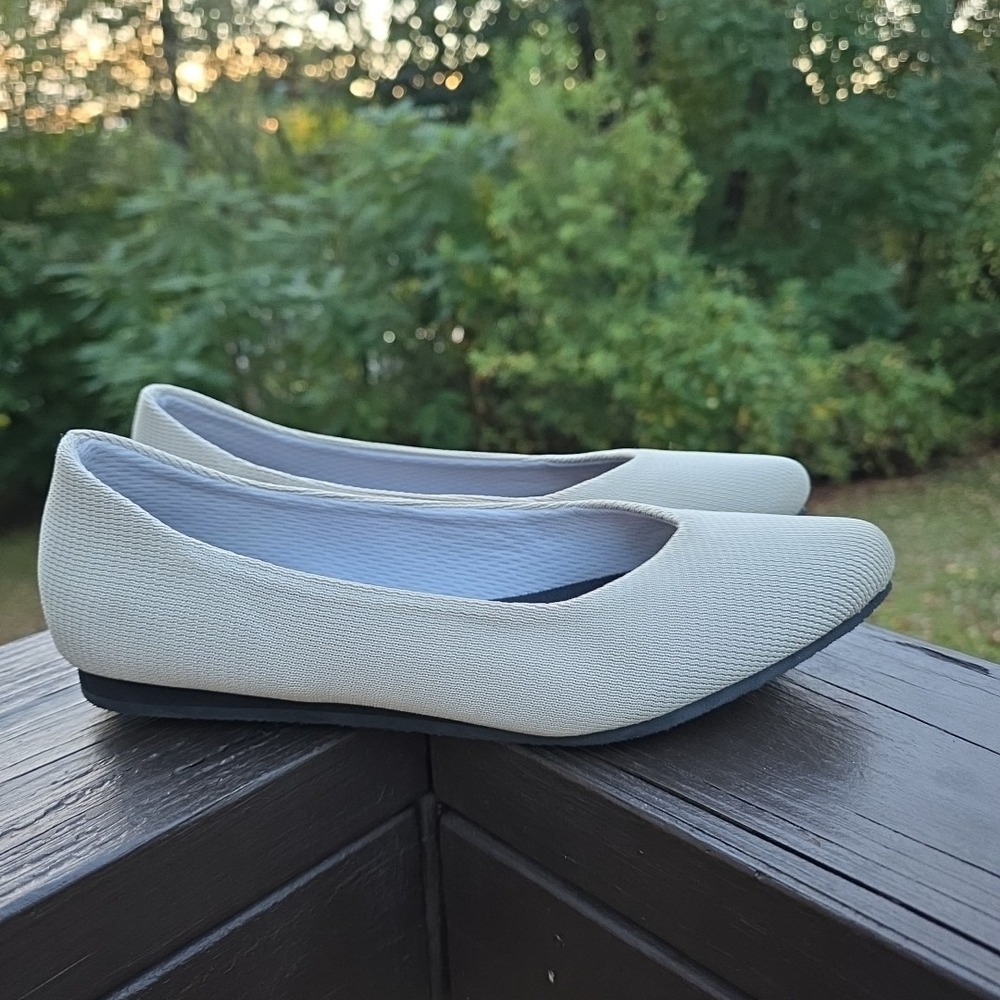 WAPS Women's Size 8 Tan Flats‎ Casual Shoes